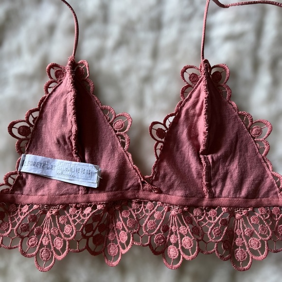 Forever 21 | Summer Pink Crochet Crop Spaghetti, Strap, Top Boho-inspire… - Picture 14 of 17